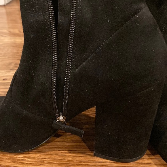 Steve Madden Gaze Booties - Picture 3 of 6